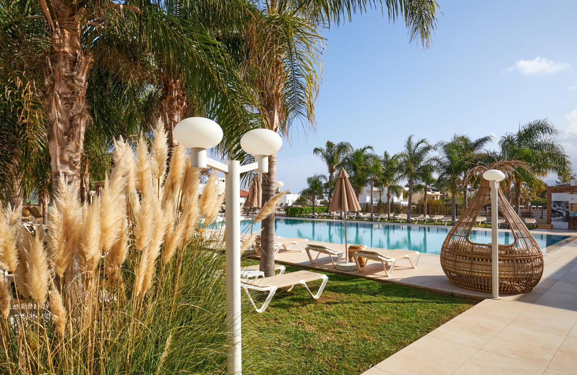 Kyknos Beach Hotel & Bungalows Mália Exterior foto