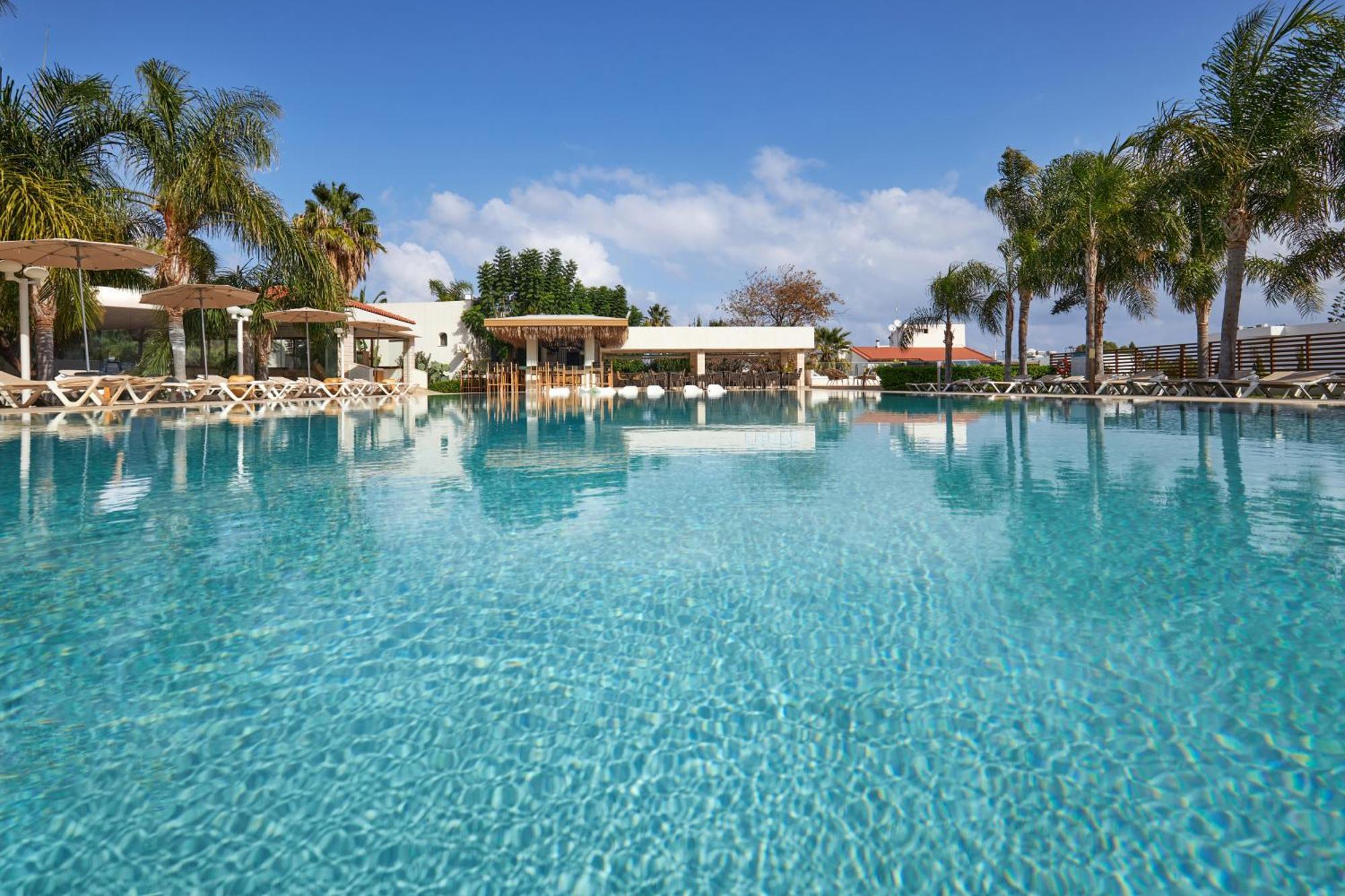 Kyknos Beach Hotel & Bungalows Mália Exterior foto